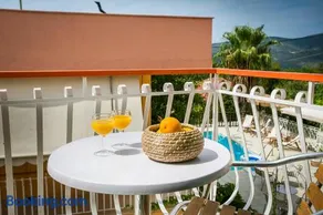 Oasis Complex - Image 5