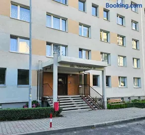 Apartament w centrum miasta z balkonem - Image 3