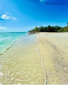Cape Coral Hideaway - Image 5
