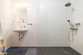 Luxuriöses Apartment, 10min Innenstadt, Parkplatz - Image 2