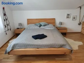 Moji Sousedi - Apartmán Červená - Image 4