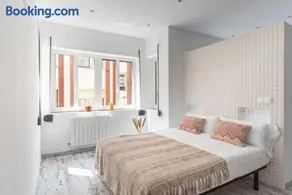 Apartamento de 4 habitaciones en Santander - Image 1