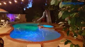 Cozy Guesthouse with Private Pool and Heated Jacuzzi - Image 1