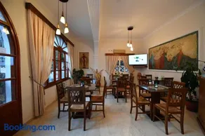 Philoxenia Hotel & Studios - Image 4
