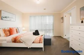Saltwater Shores - Pet friendly - Sleeps 10 - Image 2