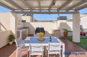 Amplio Ático De 2 Habitaciones - Image 4