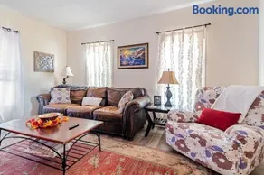 Cottage in the Falls, 3 b, 2 bath, fireplace - Image 1