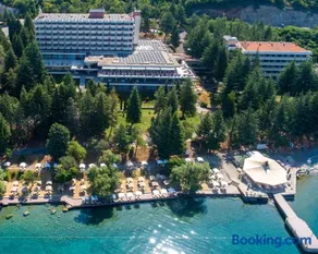 Hotel Metropol – Metropol Lake Resort - Image 1
