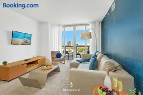 Spacious 2BR Marina View at Beachwalk - Image 3