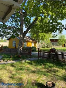 Farm stay in cozy cabin at Vestre Kinn - Image 2