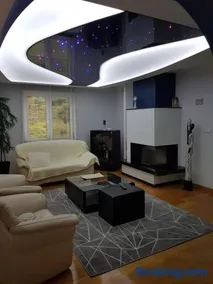 Home on the hill - Image 1