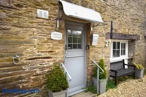 2 Bed in Kingsbridge oc-bc3188 - Image 5