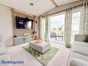The Retreat - An Luxurious Caravan in Towyn, Wales - Image 5