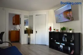 Lima Downtown 1 Bdrm Oasis - Image 1