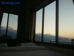 Himalayan crown lodge - Image 1