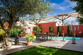 La Ferrade Chambres d'Hôtes B&B - Image 5