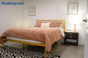 The Sunflower Suite - Image 5