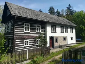 Roubenka nad řekou - Image 2