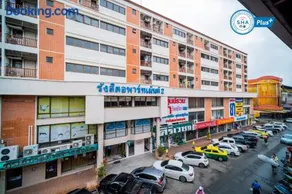 Rangsit Apartment II - Image 2