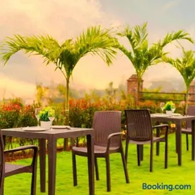 Luxurious Shivanya Palace 7BHK - Image 2