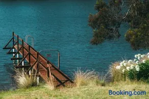 Rivers Edge Retreat - Image 1