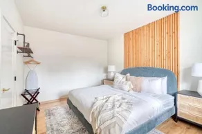 Stay Portland - Perfect Brooklyn 1 Bedroom - Image 1