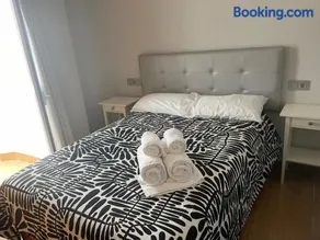 Apartamento CENTRO con Garaje incluido - Image 2