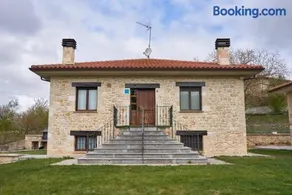 Chalet en Las Merindades, Nofuentes - Image 1