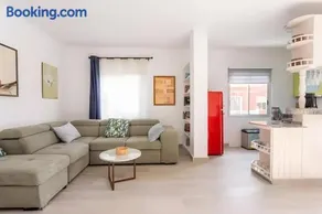 South Side Paradise - Image 1