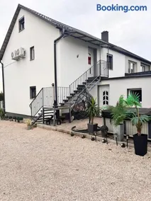 Csobogó Suites Apartman - Image 3
