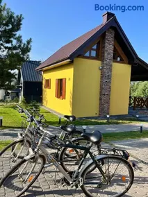 Brzozowe Wzgórze domek z tarasem i widokiem na staw - Image 2