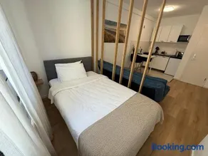 Modern City Apartment, Just 5 Minutes to Downtown - Image 2