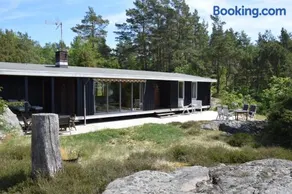 Private holiday home near the sea SE09157 - Image 1