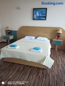 Hotel Iceberg - Image 4