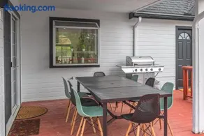 Luxury Family Villa Sleeps 20 - Image 4