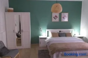 White brick Apartment - Image 1