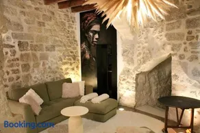 Exceptional accommodation Private spa and sauna - Image 3