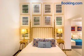 55TG Boutique Suites - Image 3
