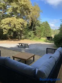 Le Tuc Lodge - Image 2