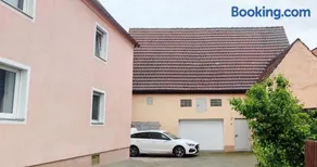 Wohnung Grace im Erdgeschoss mit Balkon - Image 2