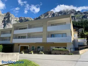 Salute 212, Renovated, Sauna, Jacuzzi, PS5, Free parking - Image 1