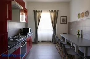 Kunfoglalás Apartmanház - Image 2