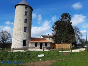 loue ancien moulin a vent avec piscine et jacuzzi - Image 1