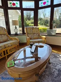 Hilltown House - Room Only - Image 2