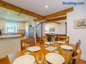 3 Bed in Penrith oc-85362 - Image 3