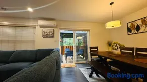 Modern 3 beds plus 2 and half bath spacious family home - Image 4
