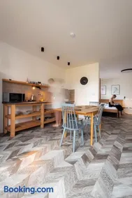 ART Apartments - Image 5