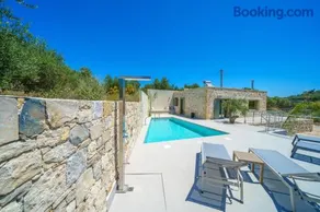 PETRONILA exclusive Living - Image 1