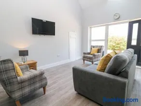 Willow Cottage - Image 1