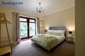 Spacious 7BR Home, Families & Contractors, Hot Tub - Image 5